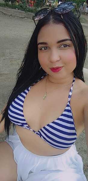 Performer MollieRogers Photo 3