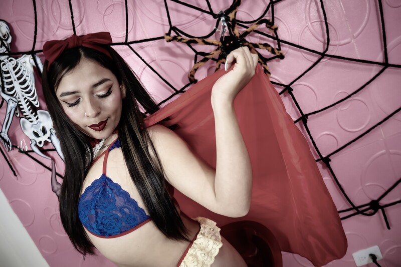Performer connieanalxx Photo 4