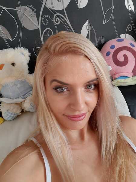 Artist Jaqlinn Foto 3