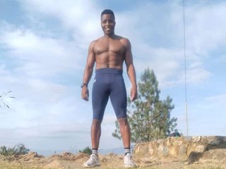 bigcocklatina19 profielfoto van cam model 
