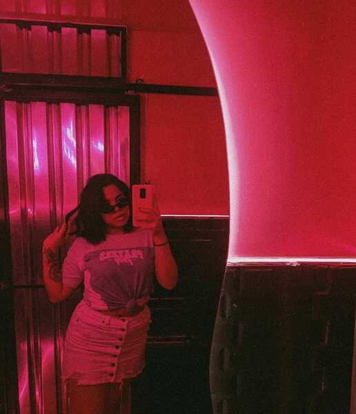 Performer VeraLuss Photo 7