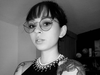 Valy19Turne profielfoto van cam model