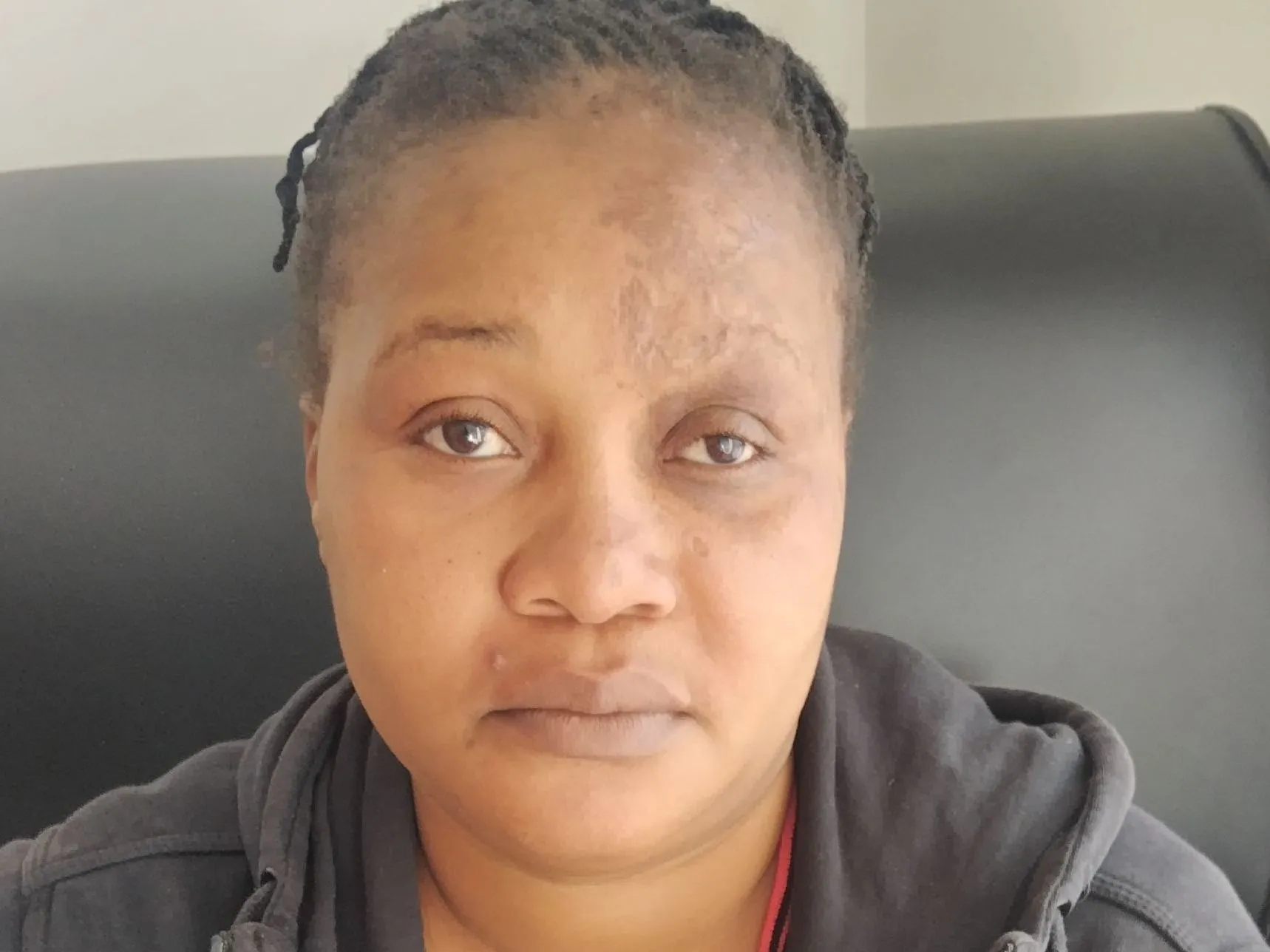 Image de profil du modèle de webcam ROYALASSX