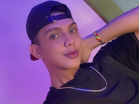 ChristDiamond profilbild på webbkameramodell