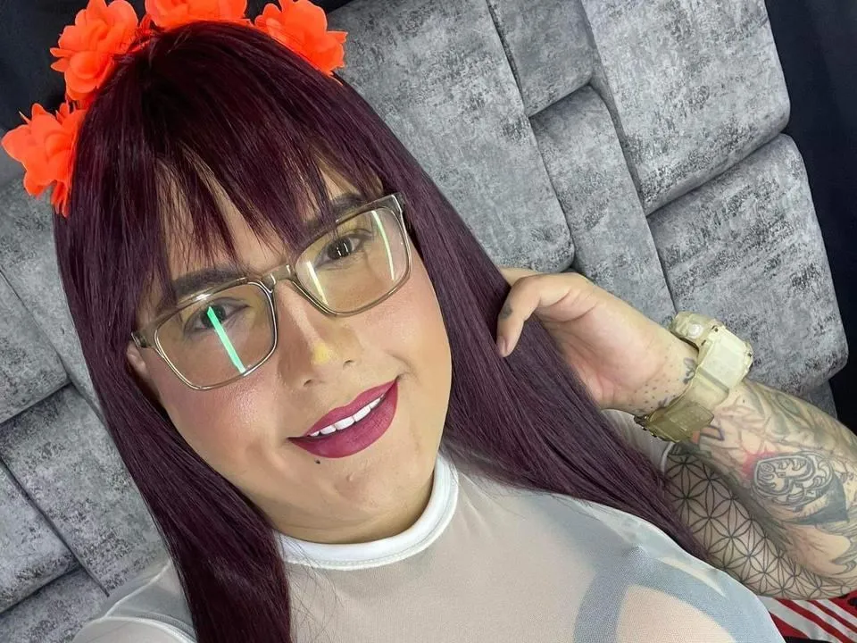 Imagen de perfil de modelo de cámara web de SweetFoxxyx