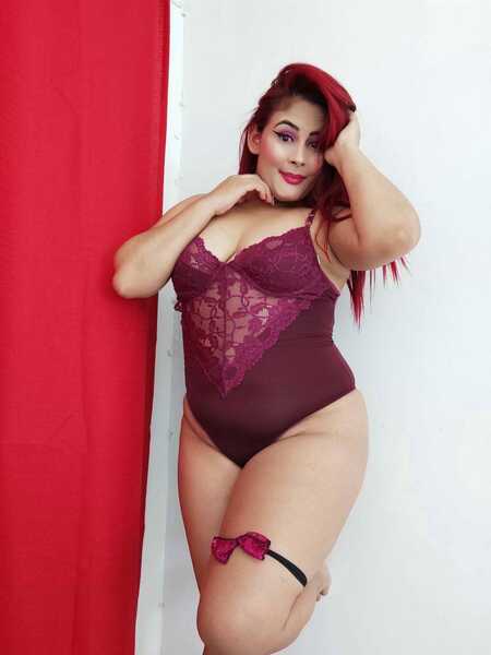 Performer NereaAroused Photo 8