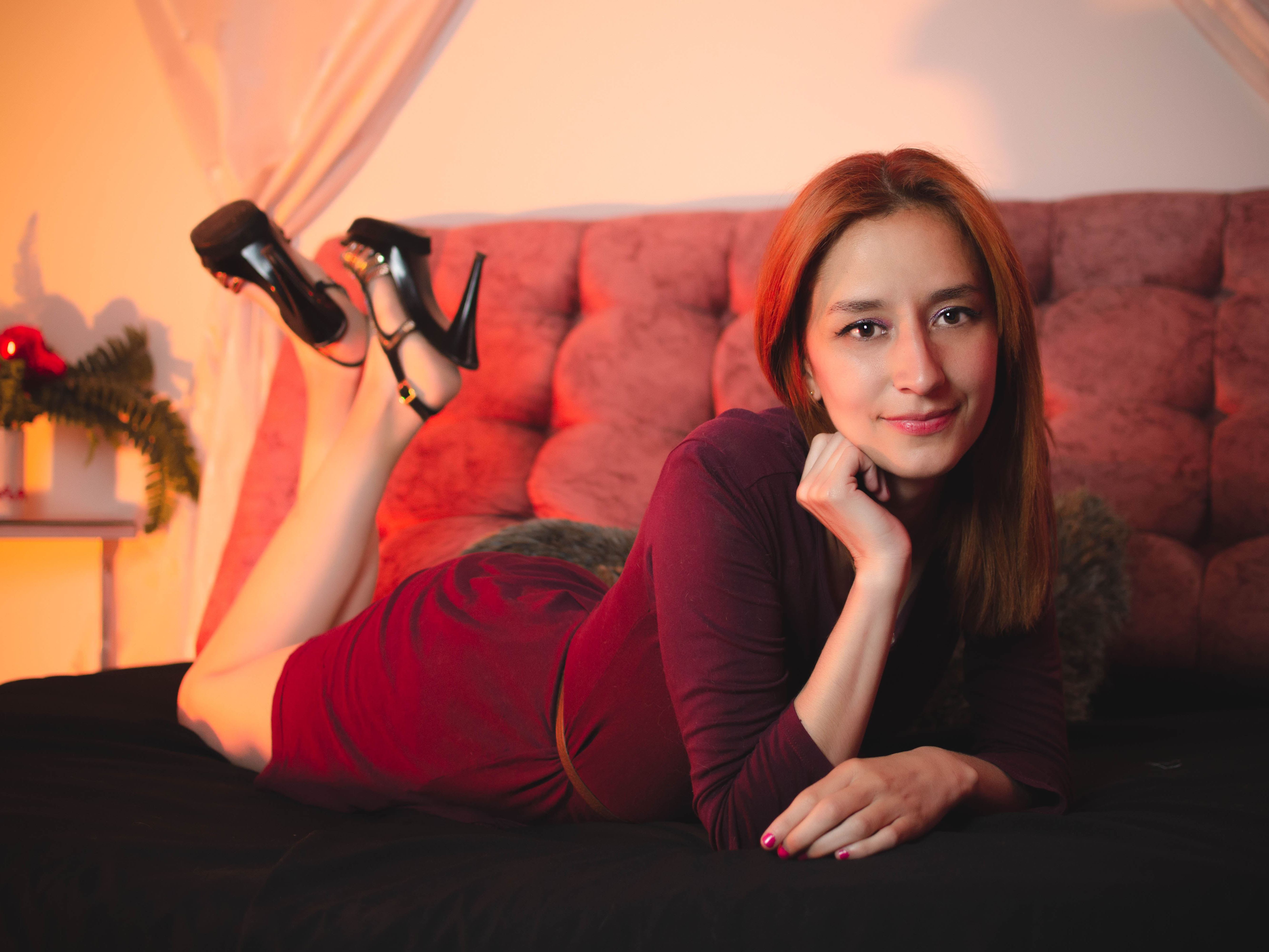 Profilbilde av MiaClarkss webkamera modell