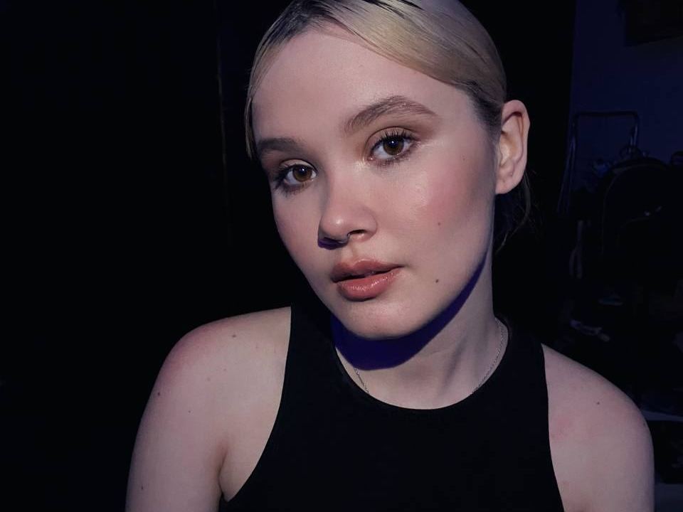 InterestingBlondy immagine del profilo del modello di cam