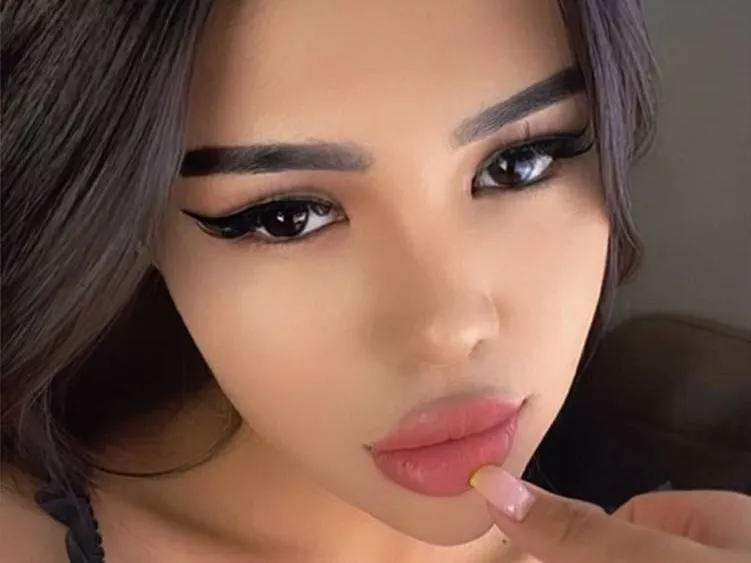Imagen de perfil de modelo de cámara web de exPurpleAlpaka