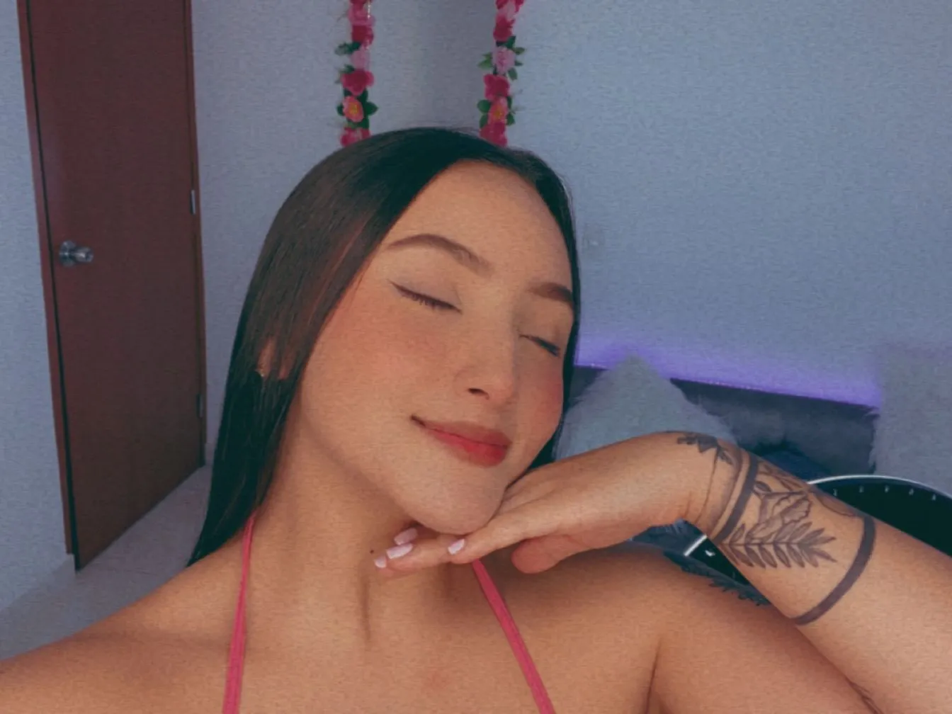 Image de profil du modèle de webcam IsabellaV