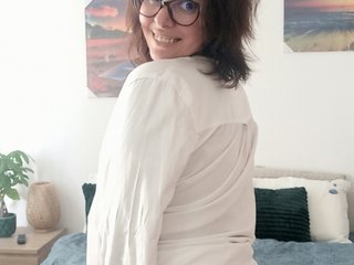 Imagen de perfil de modelo de cámara web de TeryJones