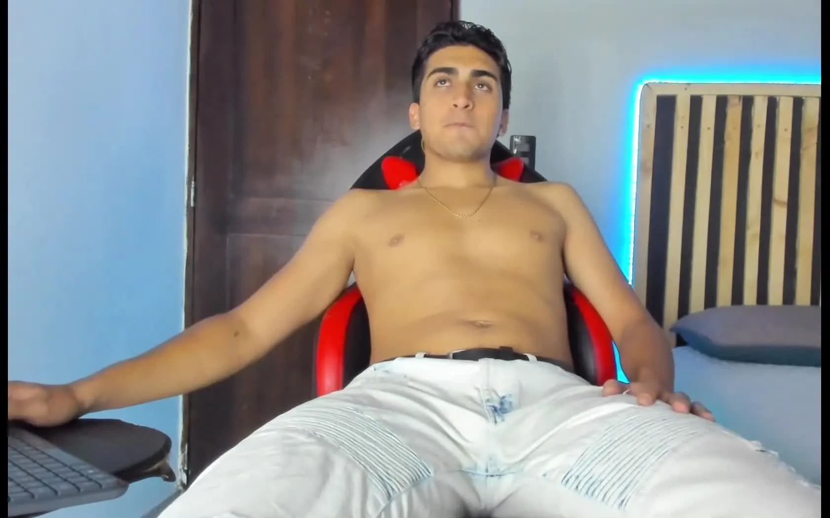 Utøver Nassoorboyy Video 1