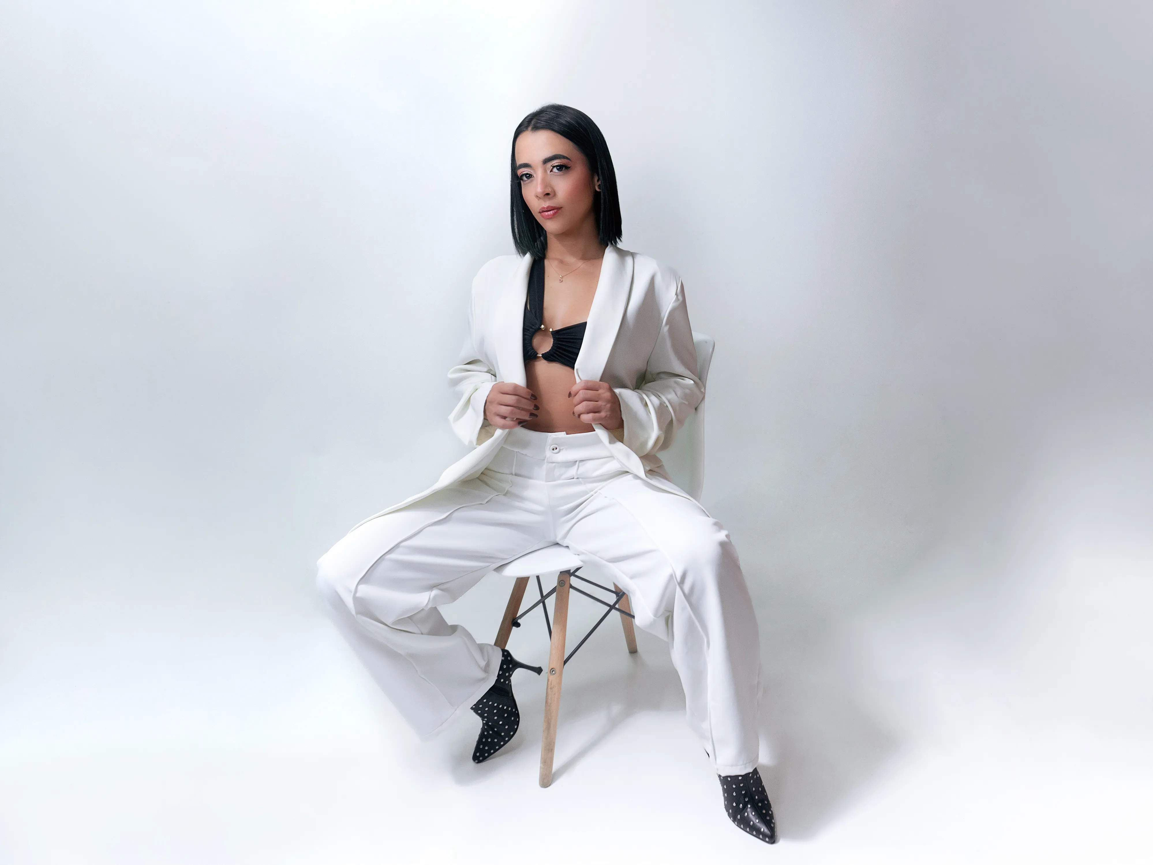 Performer AmberrGreey Photo 10