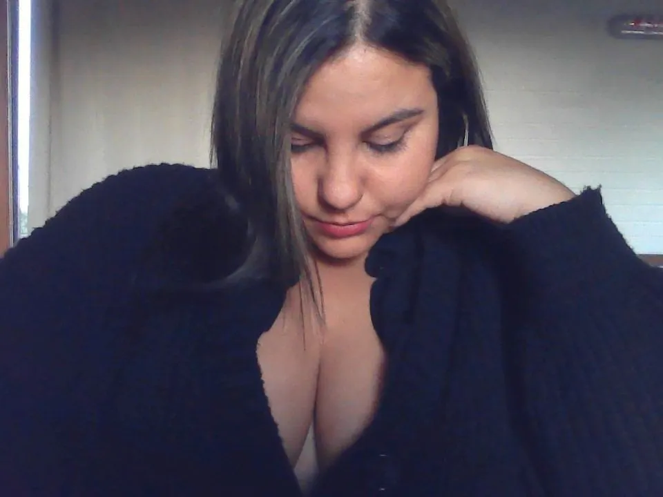 Image de profil du modèle de webcam LuciernagaLove
