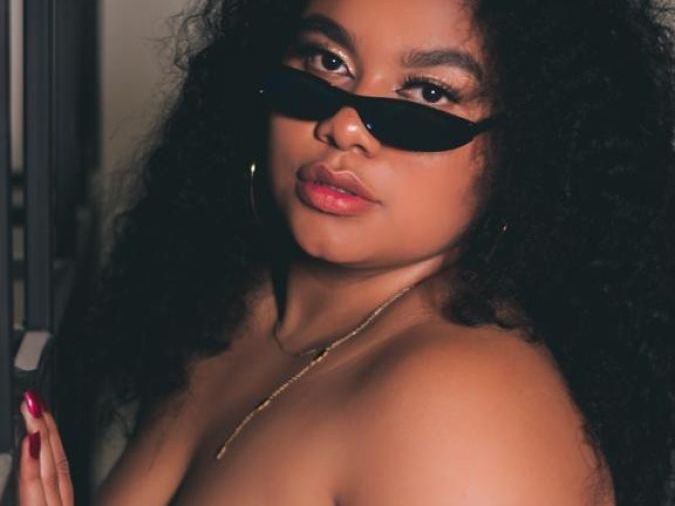 alondraparkerr profilbild på webbkameramodell