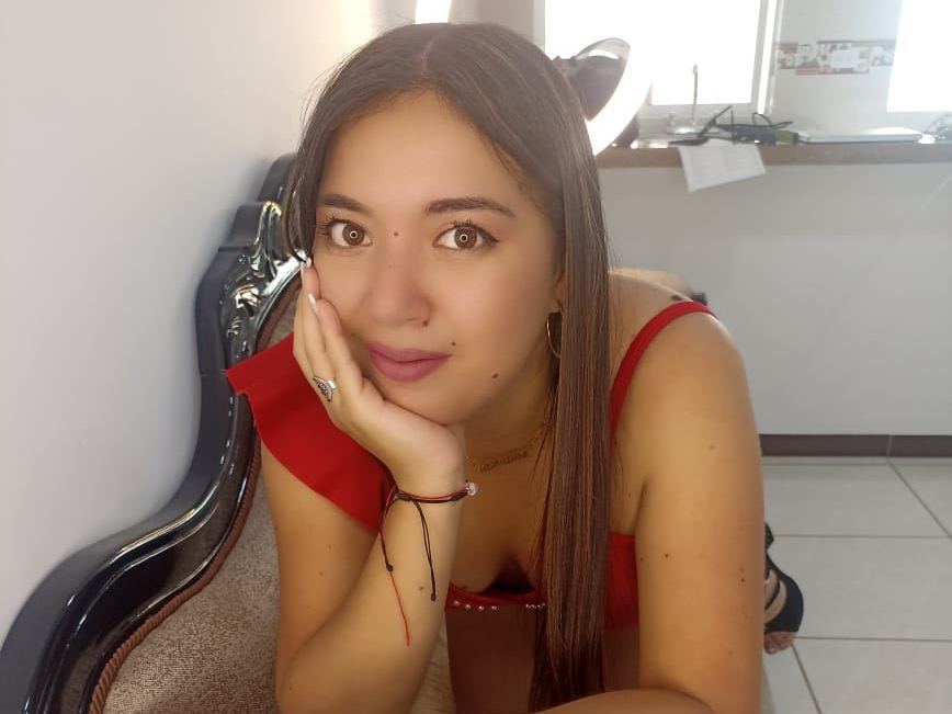 YeimmyLoving profilbild på webbkameramodell