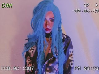 Imagen de perfil de modelo de cámara web de TinaRoberts19