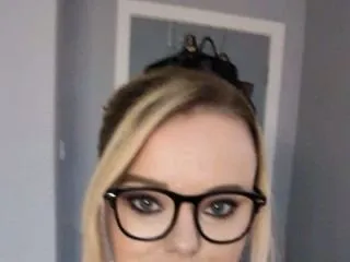 LusciousLill immagine del profilo del modello di cam