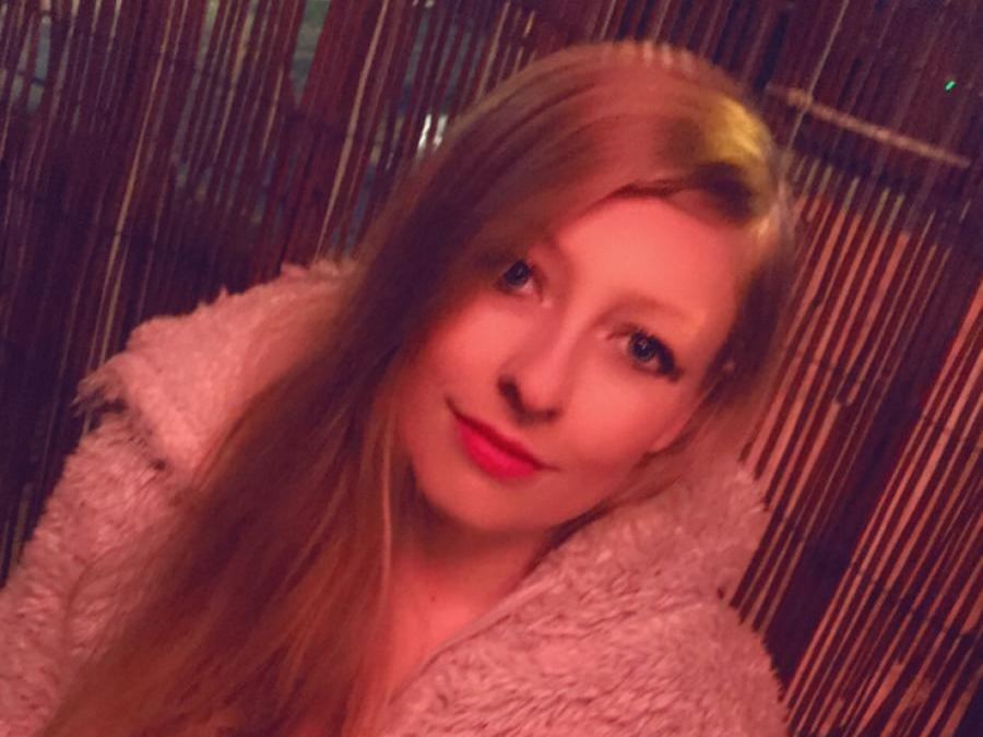 Imagen de perfil de modelo de cámara web de Pervyblondebby