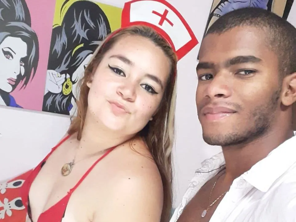 Imagen de perfil de modelo de cámara web de Cleoandmarcos