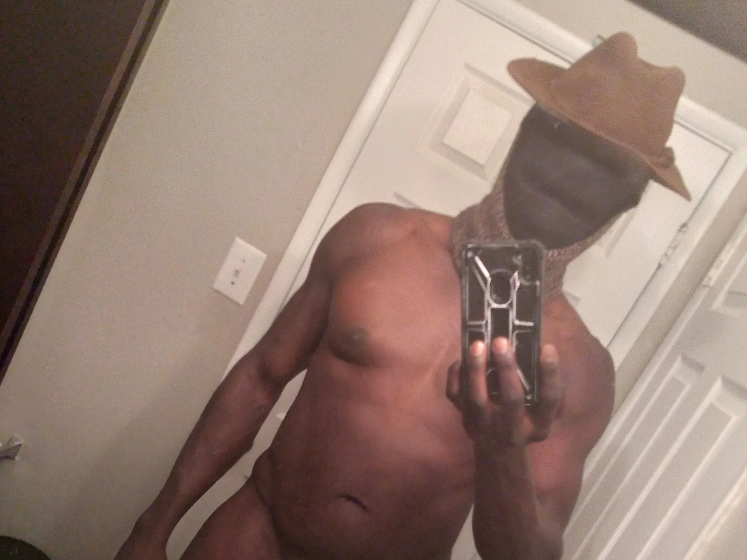 Image de profil du modèle de webcam DauxHarder