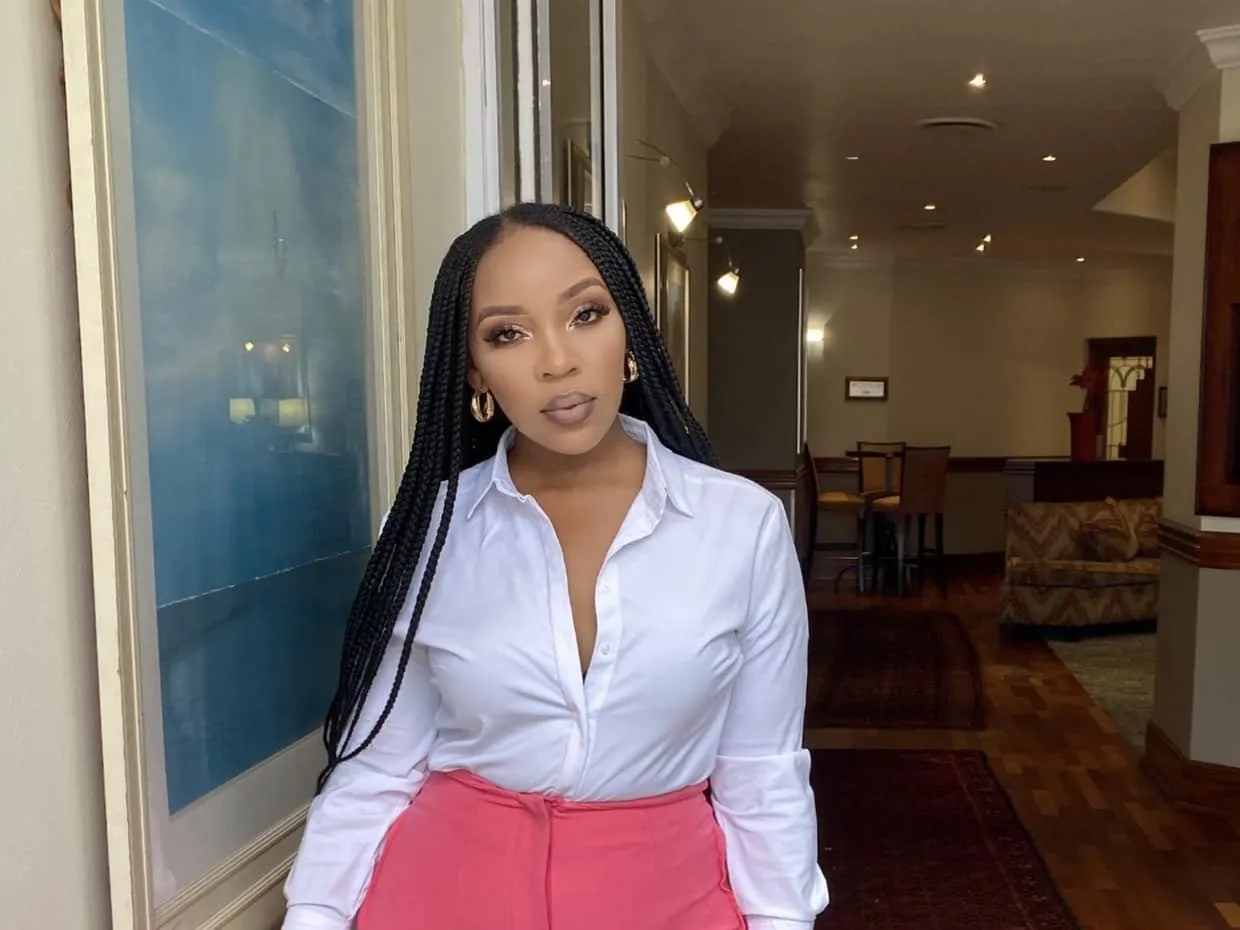 Imagen de perfil de modelo de cámara web de AmazingLiesel