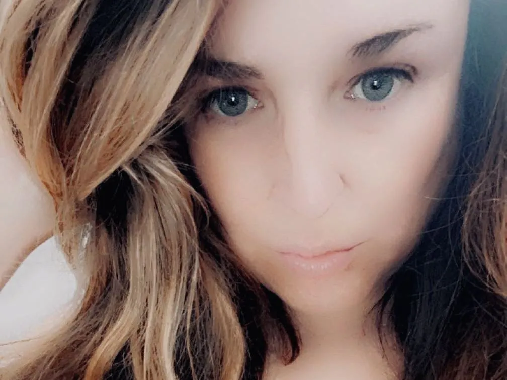 SEXYCURVYSCOUSEDOLLXX cam model profile picture