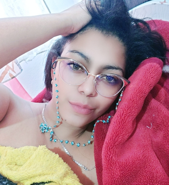 Performer QueenOfQuirtXX Photo 8