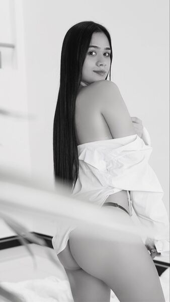 Performer BABYROSSE Photo 5