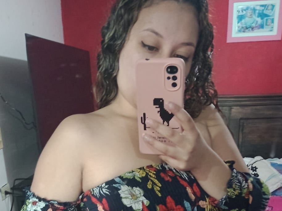 Profilbilde av Atenea252 webkamera modell