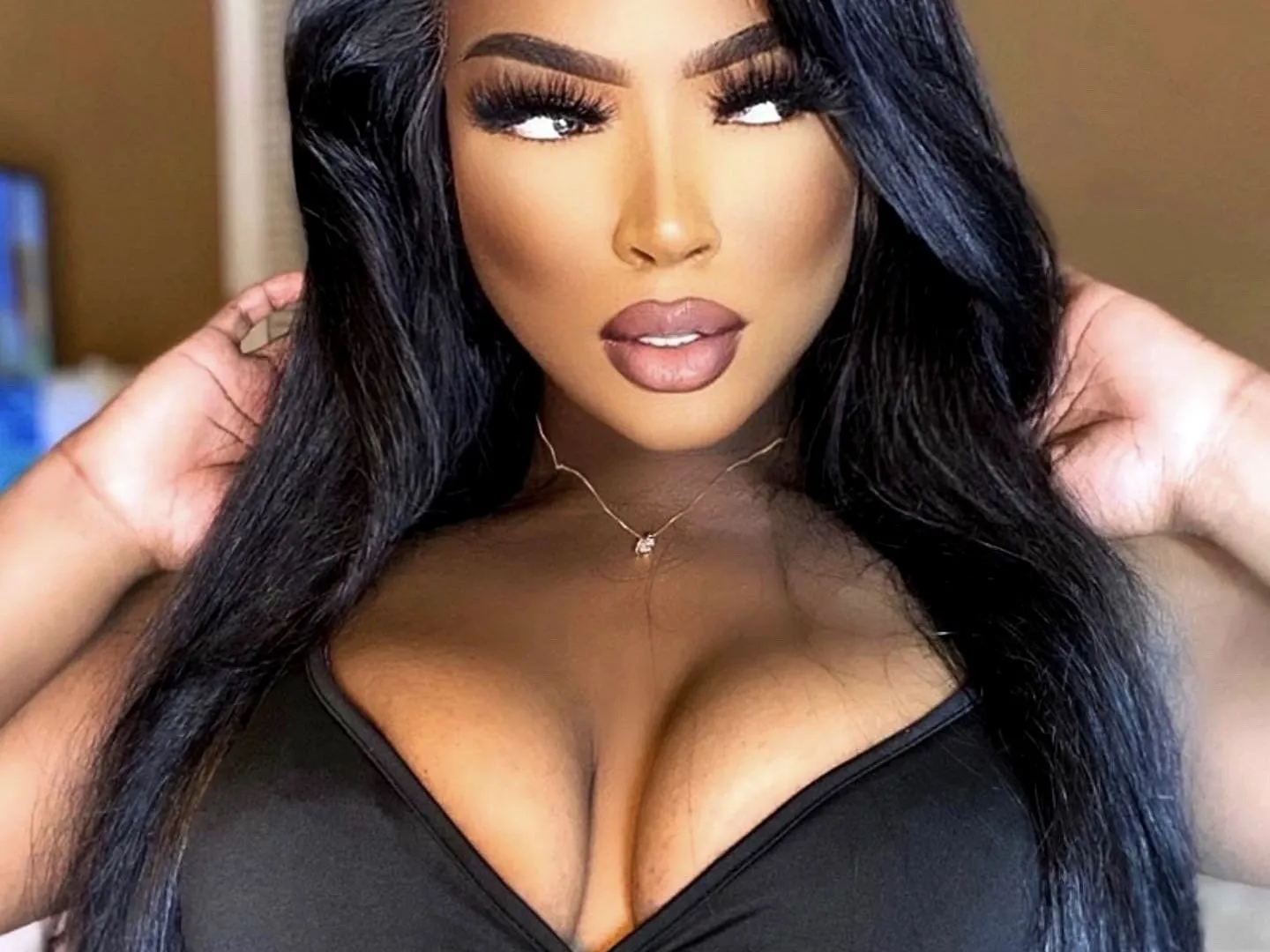 Image de profil du modèle de webcam YarisSantos