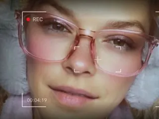 JizzonJess profielfoto van cam model