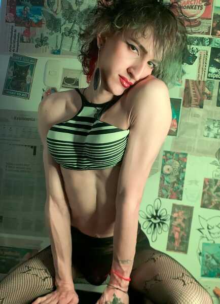 Performer electricmoira18 Photo 6