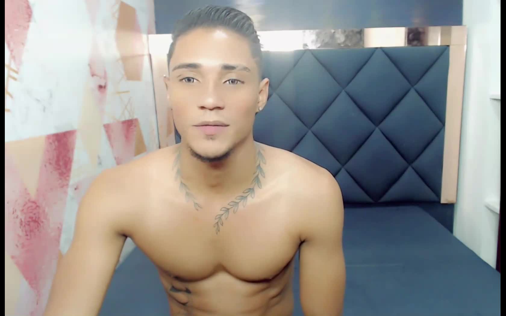 Performer MassimoHot Video 1