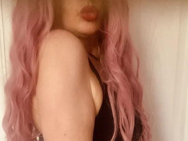 Imagen de perfil de modelo de cámara web de Sadieshygirl