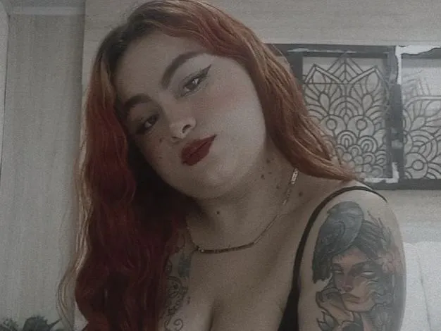Imagen de perfil de modelo de cámara web de angelahot44