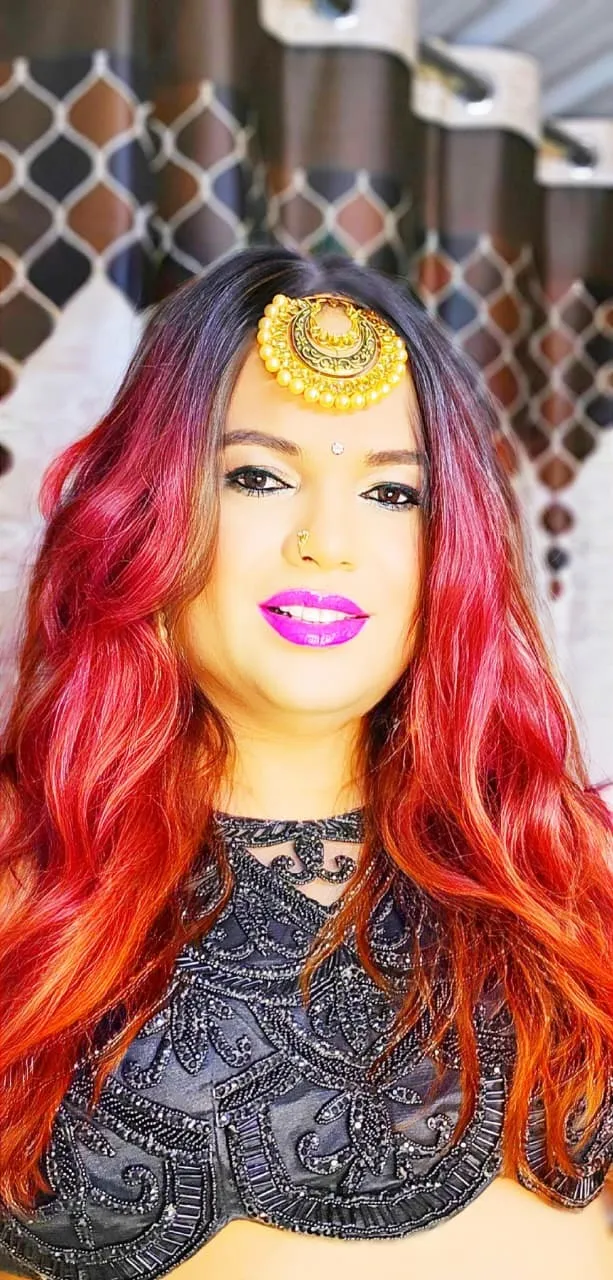 Performer INDIANSISSYCHUBBY Photo 5