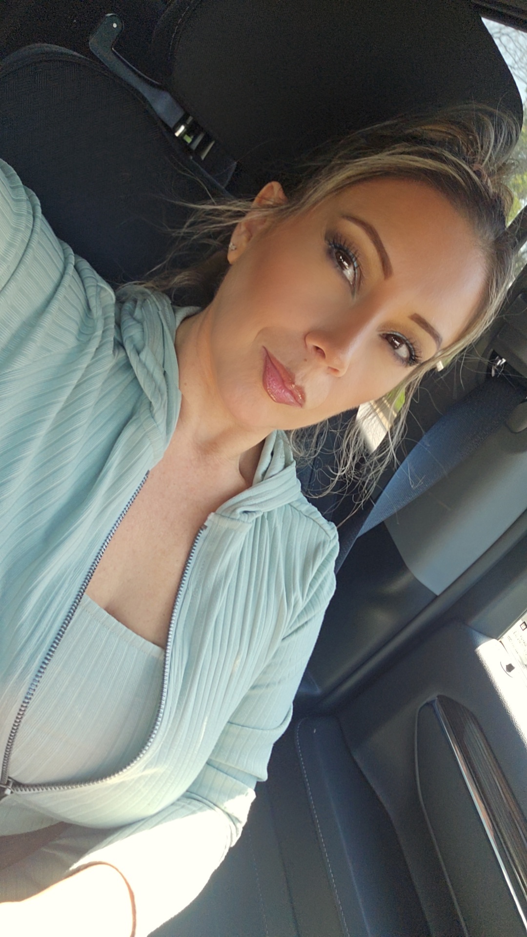 Intérprete NanaRoman Foto 2