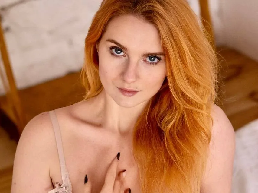 Image de profil du modèle de webcam ClaireCands