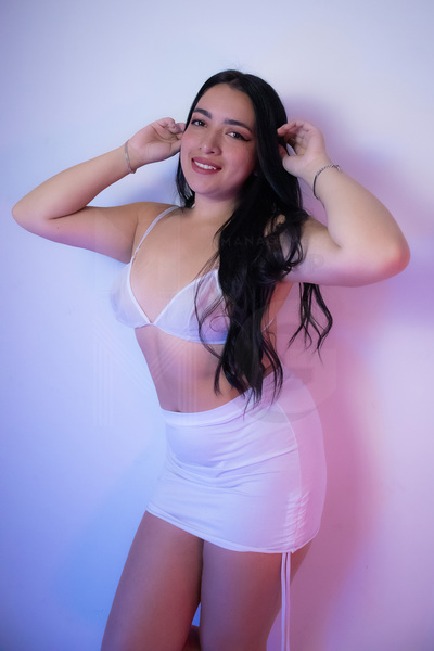 Darsteller MyaDavies Foto 5