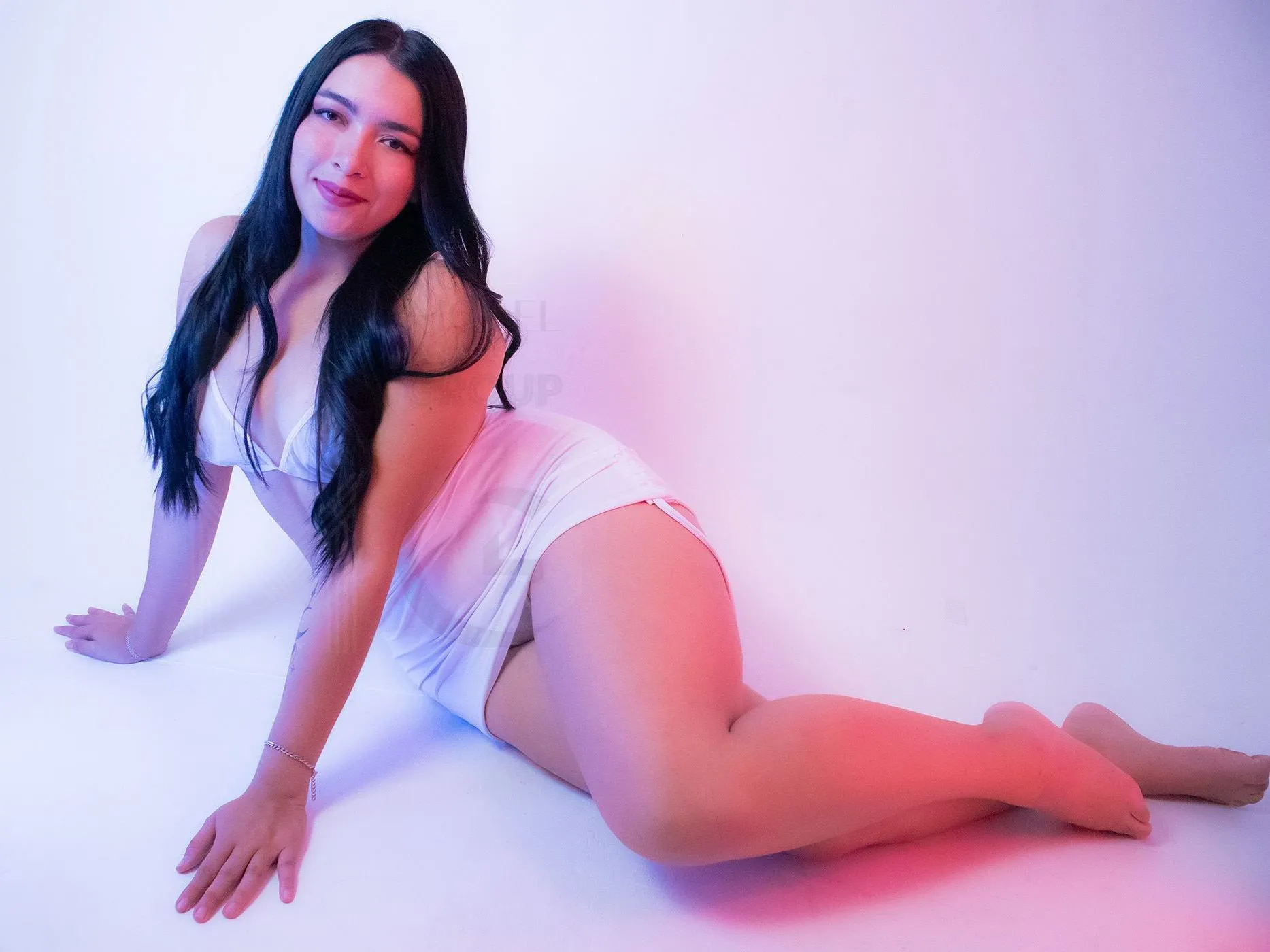 MyaDavies Profilbild des Cam-Modells