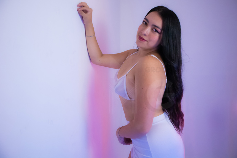 Darsteller MyaDavies Foto 2