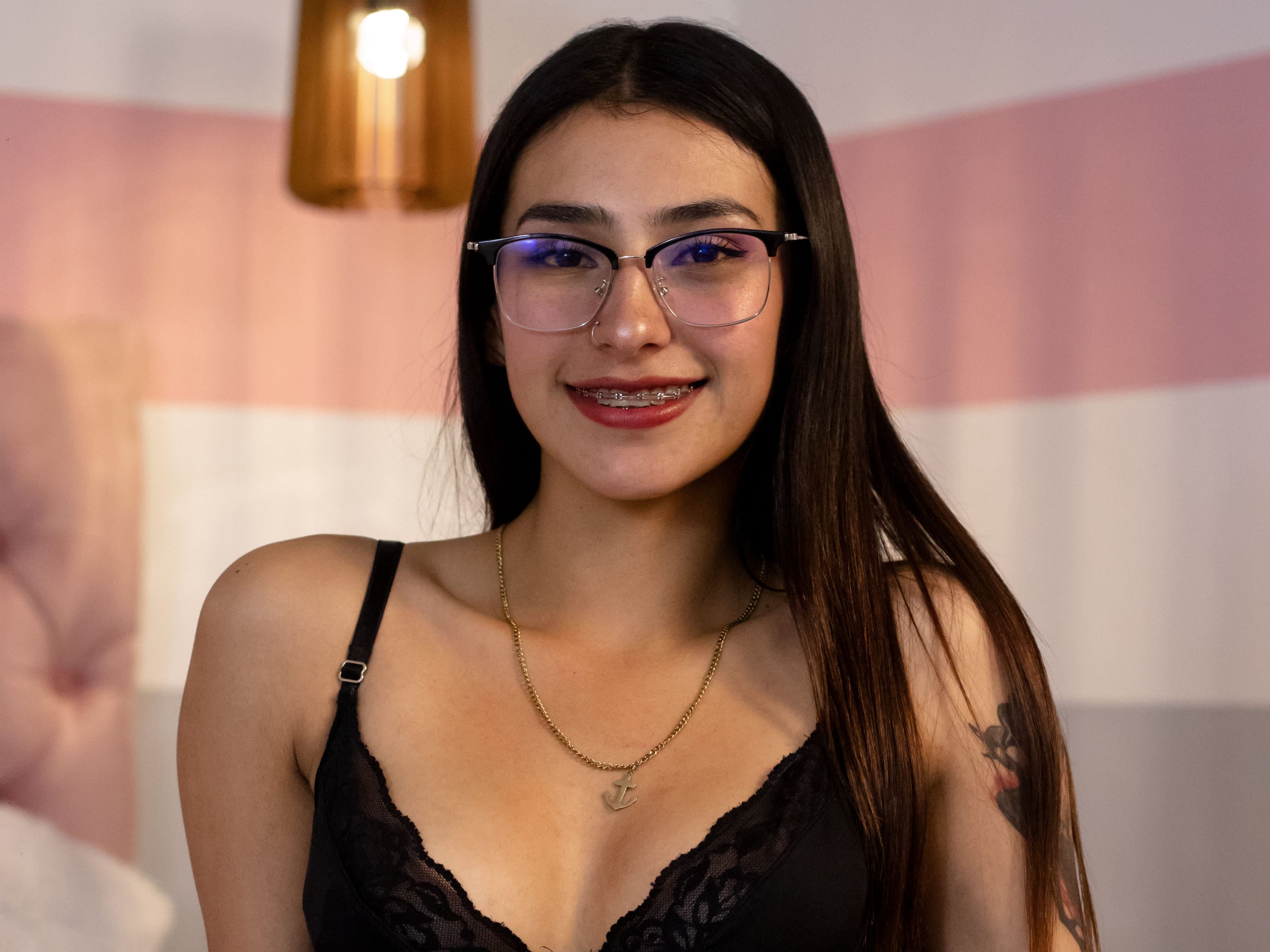 AmberAzura profilbild på webbkameramodell