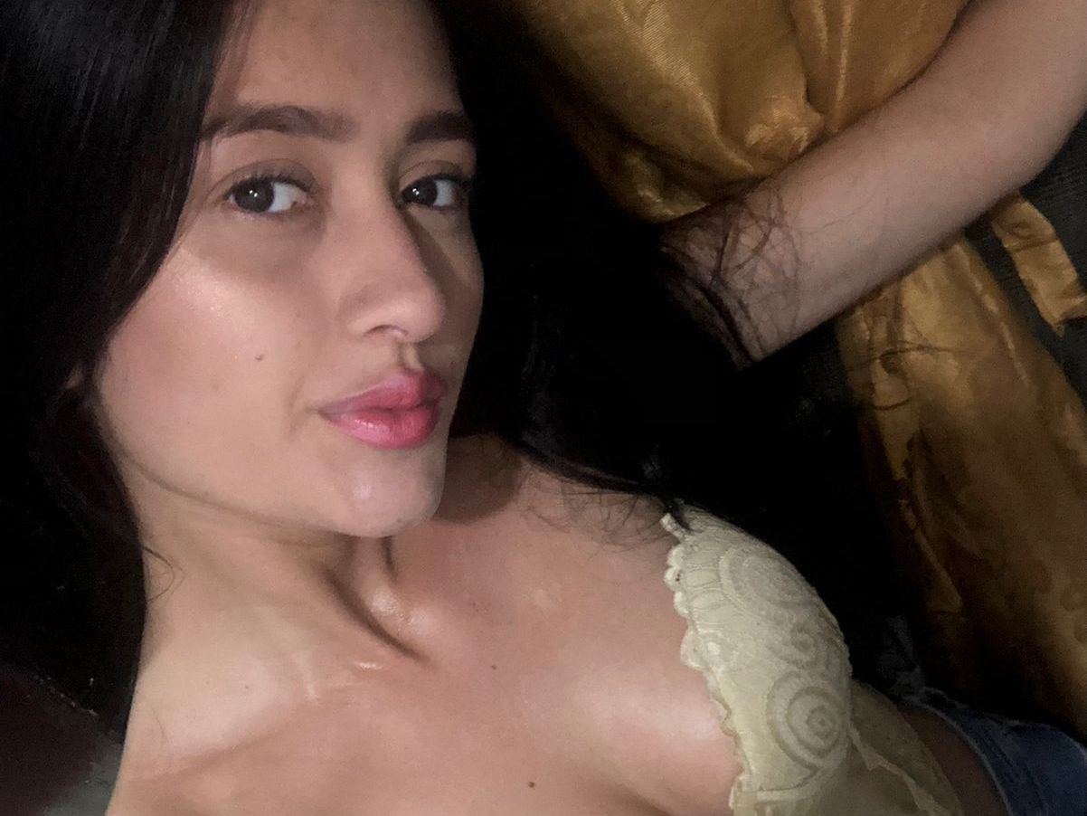 antonellasmithhh profilbild på webbkameramodell