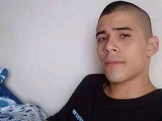 Imagen de perfil de modelo de cámara web de edwinwillians