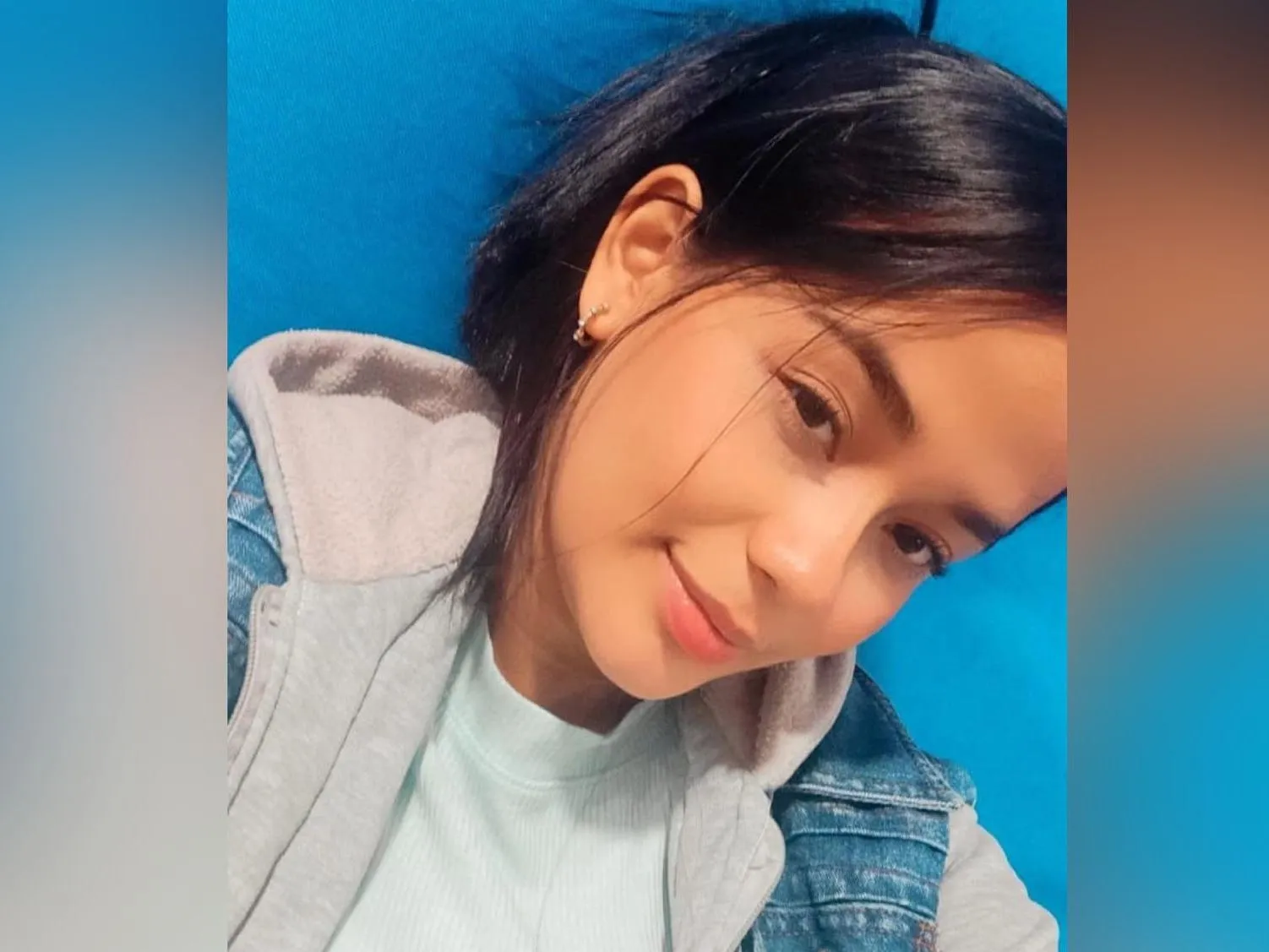 LovelyAlix profilbild på webbkameramodell