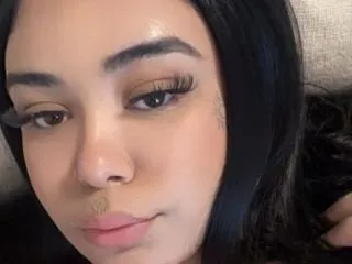 CarmenBeau profilbild på webbkameramodell