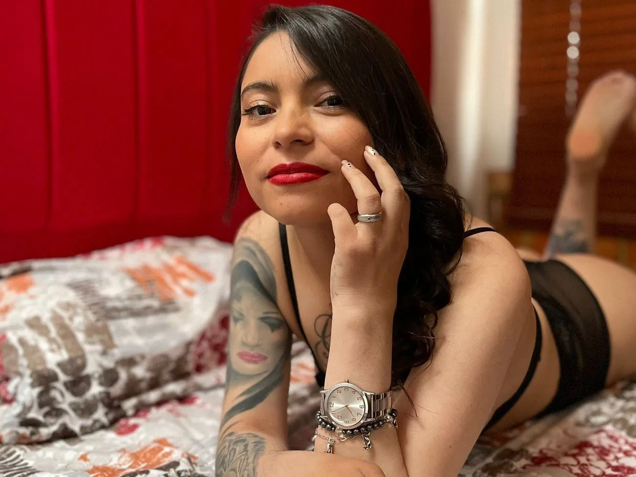 Foto de perfil de modelo de webcam de CRISTALKONOR