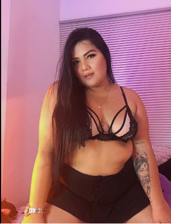 Intérprete TINAHILLS Foto 5