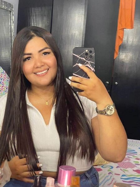 Intérprete TINAHILLS Foto 3